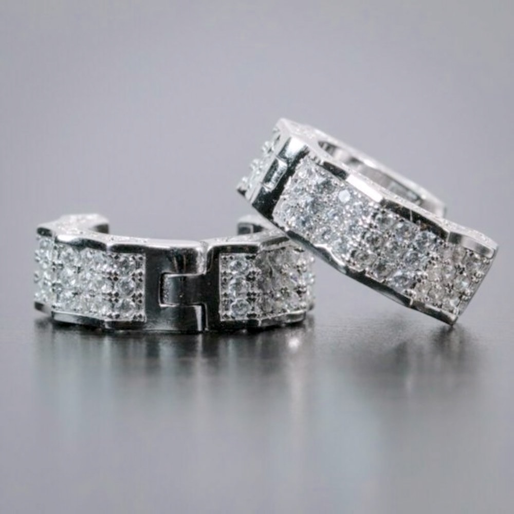 Beautiful Men 925 Silver Diamond Earrings - Picture 3 of 4